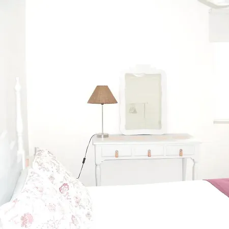 With 4 Bedrooms In With Wonderful Mountain View Private Pool Enclosed Garden 5 Km From The Beach Villa Mafra