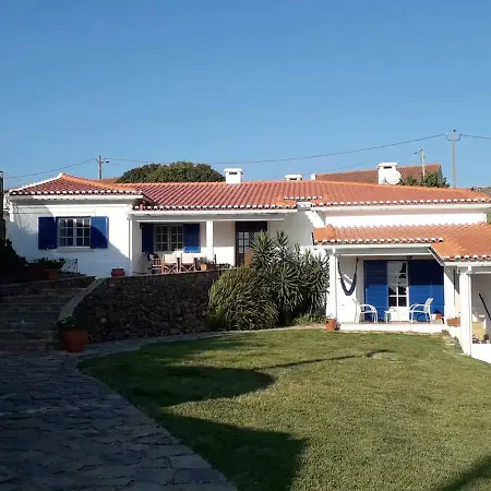 With 4 Bedrooms In With Wonderful Mountain View Private Pool Enclosed Garden 5 Km From The Beach Villa