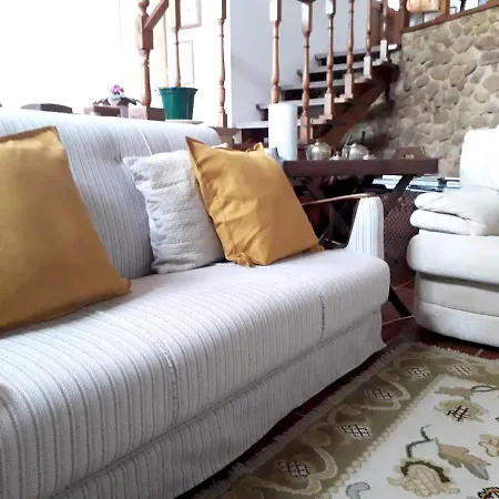 With 4 Bedrooms In With Wonderful Mountain View Private Pool Enclosed Garden 5 Km From The Beach Villa Mafra
