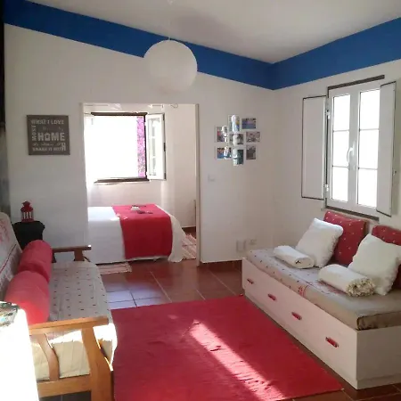 With 4 Bedrooms In With Wonderful Mountain View Private Pool Enclosed Garden 5 Km From The Beach Mafra
